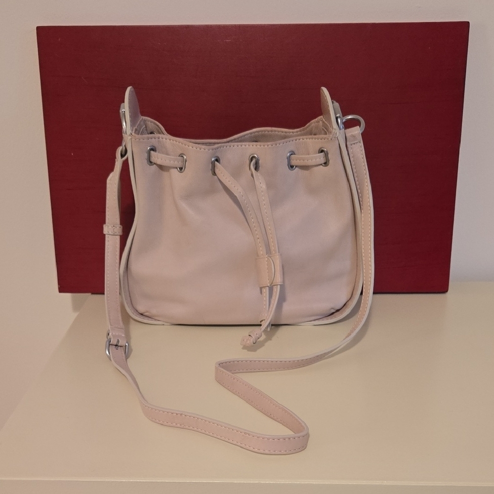 Frye Ilana Leather Small Crossbody Bag In Cream. EUC.